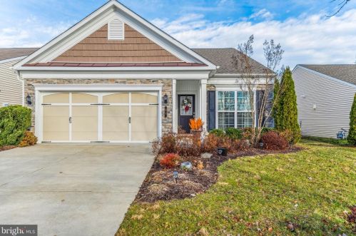 37 Denison St, Fredericksburg, VA 22406-5457