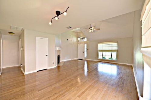 1011 Briargate Dr, Austin TX  78753-2048 exterior
