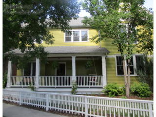 1916 Coffman St, Longmont, CO 80504-7329
