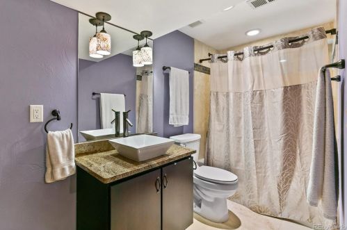 4991 Chester St, Englewood CO 80111-1330 exterior