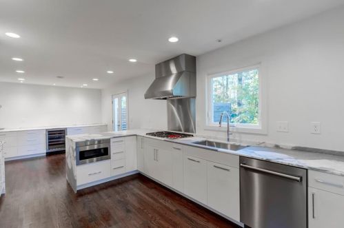 1145 Churchill Downs Rd, Atlanta GA  30319-1077 exterior