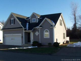 63 River Crest Dr, Plantsville, CT 06479-2057