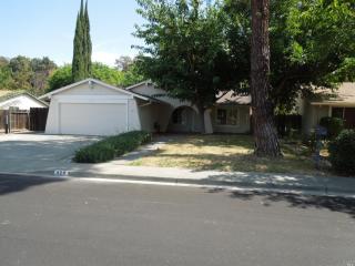 428 Edwin Dr, Vacaville, CA 95687-5212