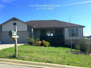 1208 Robin St, Springfield MO  65721-9313 exterior