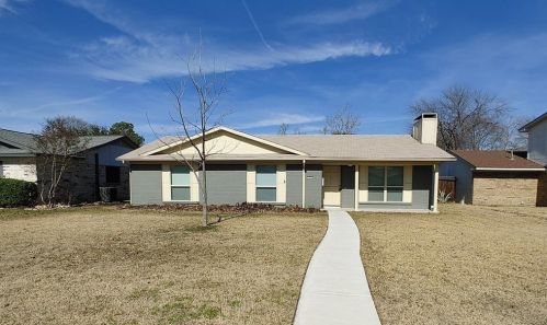 1925 Steamboat Springs Dr, Garland TX  75044-6749 exterior