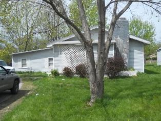 1805 Yates Ave, Springfield MO  65803-5251 exterior