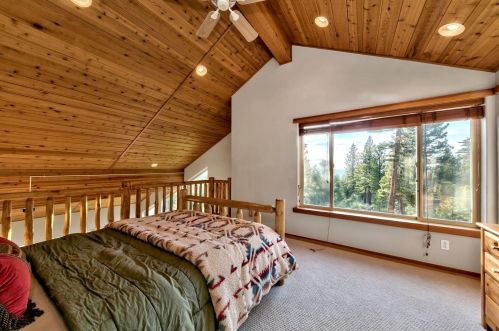 16125 Martis Peak Rd, Truckee CA  96161-1485 exterior