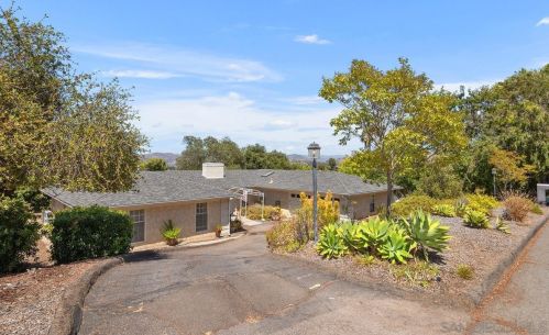 11274 Rolling Hills Dr, El Cajon, CA 92020-8248