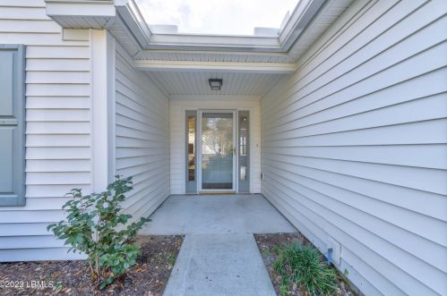 83 Lake Linden Dr, Bluffton, SC 29910-6419