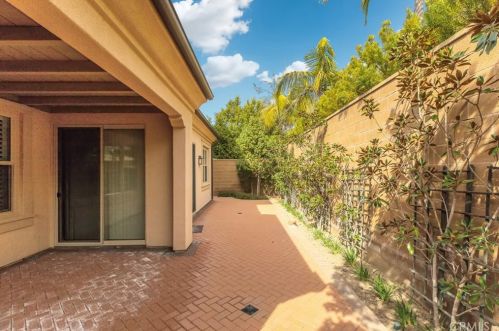 81 Kimbal, Irvine CA  92620 exterior