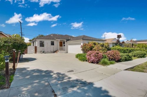 16715 Glenburn Ave, Torrance, CA 90504-1739