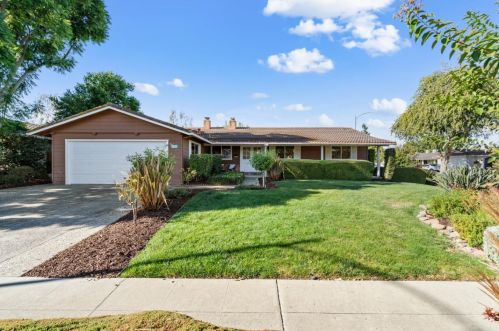2207 Constitution Dr, San Jose, CA 95124-1204