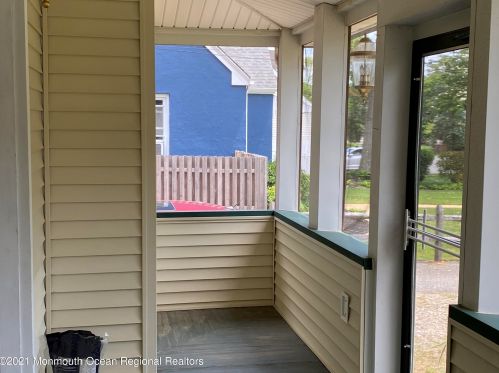 165 Vansant Ave, Island Heights, NJ 08732-7901