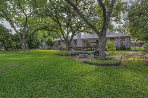 3905 Clayton Rd, Fort Worth TX  76116-7220 exterior