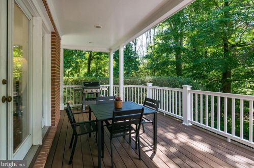 33 Brearly Rd, Princeton NJ  08540-6767 exterior