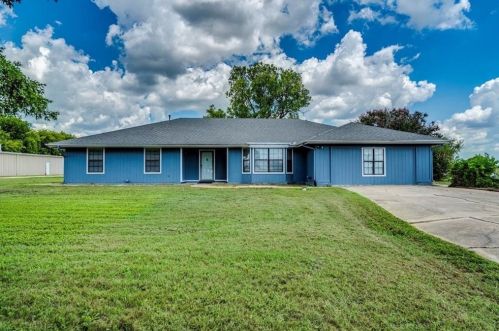 17109 Steger Ln, Webberville, TX 78653-3579