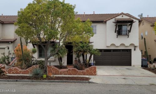 2203 Ocaso Pl, Oxnard, CA 93030-7333