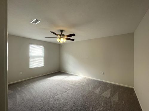 1881 Erika Dr, Springfield OH  45503-5883 exterior