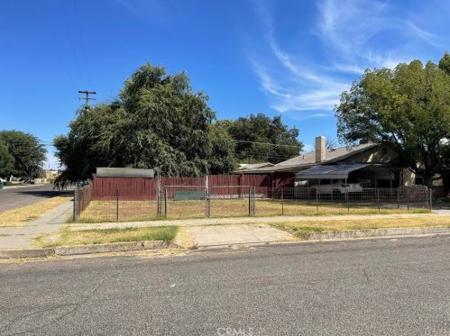 405 Riverside Ave, Sharon, CA 93610-2438