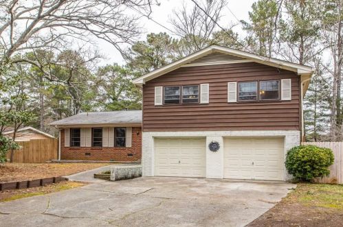 3310 Shorelake Dr, Tucker, GA 30084-1209
