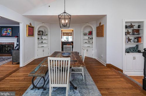 10 Alta Vista Dr, Princeton NJ  08540-7406 exterior