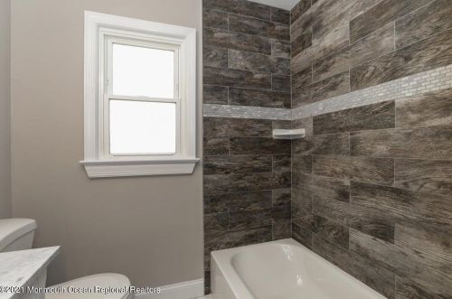 71 Bamm Hollow Rd, Middletown NJ  07748-3259 exterior