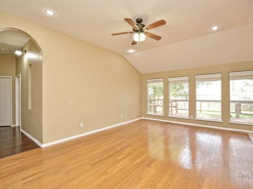 15202 Flamingo Dr, Austin TX  78734-4708 exterior