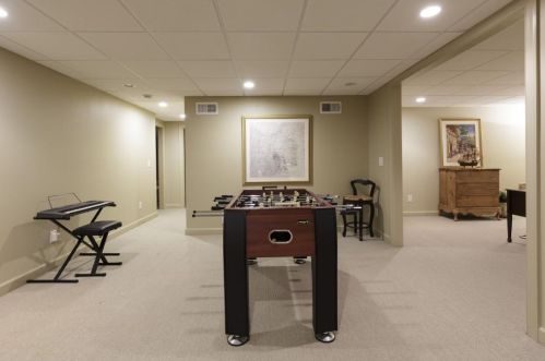 230 Cameron Rdg Dr, Atlanta GA  30328-4709 exterior