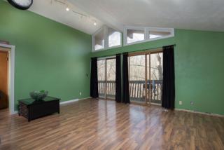 4602 8th Ave, Moline, IL 61265-2614