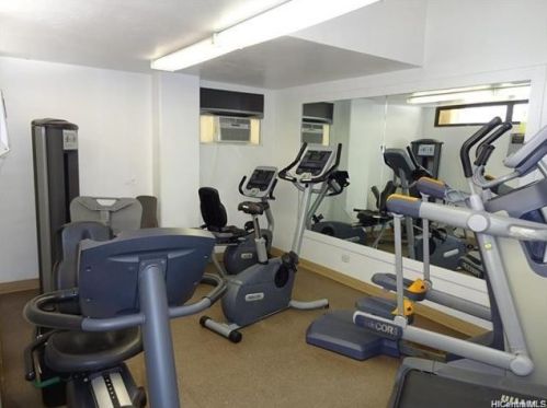 1778 Ala Moana Blvd, Honolulu HI  96815-1658 exterior