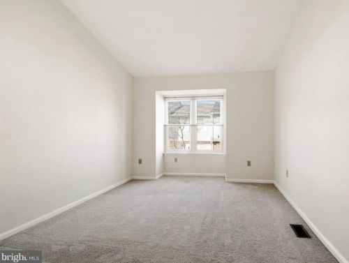 50 Avonshire Ct, Silver Spring MD  20904-6712 exterior