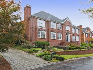 2306 Garden Park Dr, Smyrna, GA 30080-6309