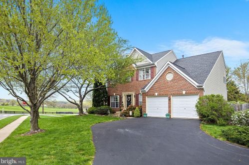 102 Bridgette Pl, Leesburg, VA 20176-4840