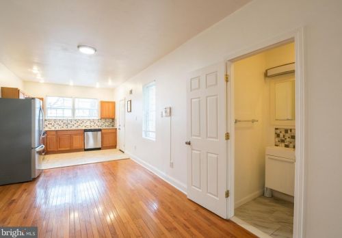1324 31st St, Philadelphia PA  19146-3401 exterior