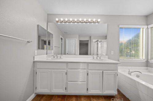 19212 Dandelion Ct, Riverside CA  92508-7104 exterior