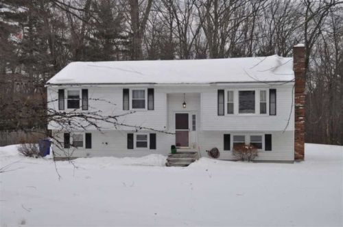 72 Hovey Rd, Londonderry, NH 03053-2936