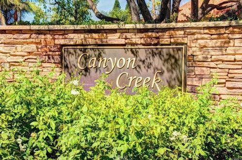 10 Vispera, Irvine CA  92620-2127 exterior