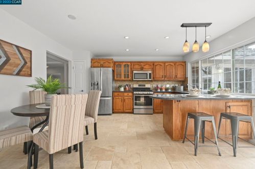 9631 Ernwood Pl, San Ramon, CA 94583-3726