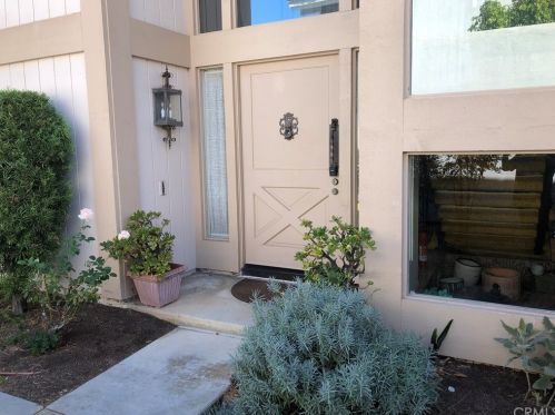 4912 Persimmon Ln, Irvine, CA 92612-2815
