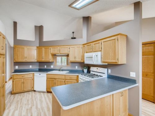 3231 Black Oak Dr, Saint Paul MN  55121-2334 exterior