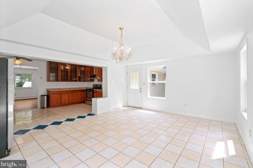 13720 Greenbriar Dr, Woodbridge, VA 22193-2516