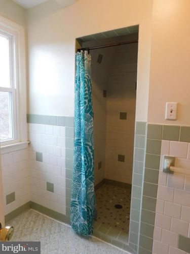 2502 Burgundy Dr, Fallston MD  21047-2112 exterior