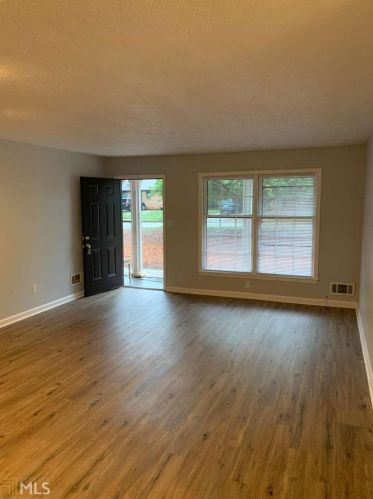 2120 Fairway Ct, Conyers GA  30013-2138 exterior