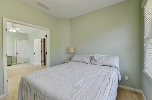 116 Newcastle Walk, Holly Springs GA  30188-6087 exterior