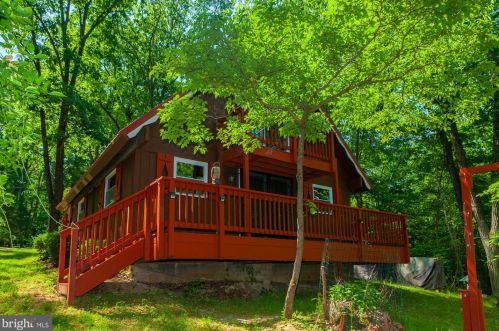 150 White Dogwood Pl, Harpers Ferry WV 25425 exterior