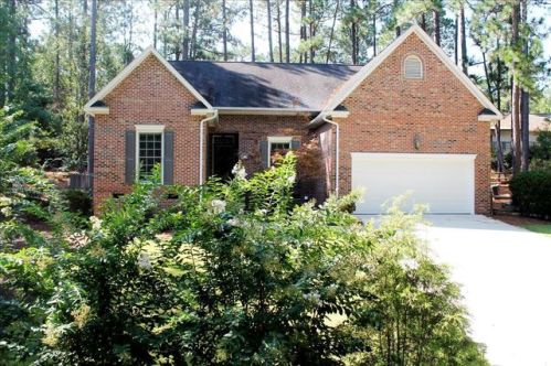 80 Bridle Path Cir, Pinehurst, NC 28374-8478