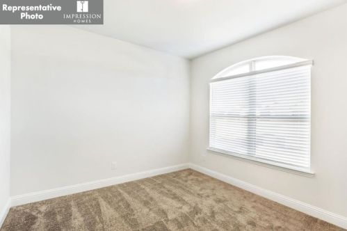 2425 Trickling Crk Dr, Garland TX 75041-2145 exterior