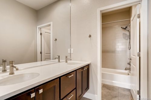 7034 Buchanan Ct, Aurora CO  80016 exterior