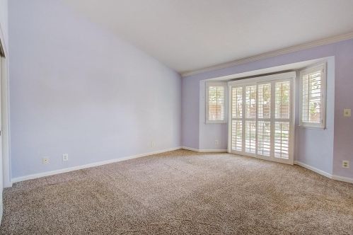 9377 Emerald Vista Dr, Elk Grove, CA 95624-2847