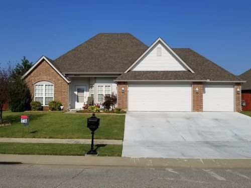 9022 157th East Ave, Owasso, OK 74055-8545